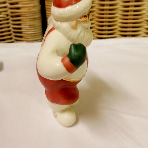 2001 LENOX Skiing Santa Figurine- Pastimes Skier 5" Tall-1st in Series- Retired - Picture 4 of 6